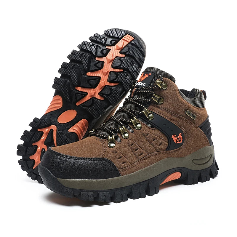New Couples Outdoor Mountain Desert Climbing shoes Men Women Ankle Hiking Boots Fashion Classic Trekking Footwear